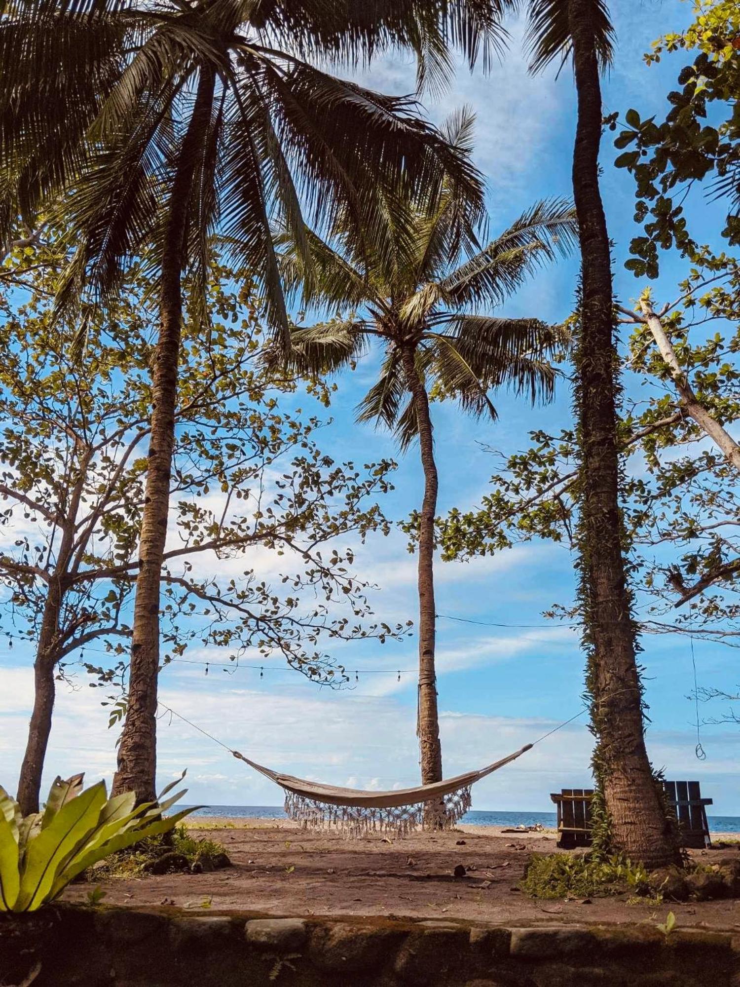 Playa Del Fuego Camiguin Beach Hostel & Resort Mambajao Bagian luar foto