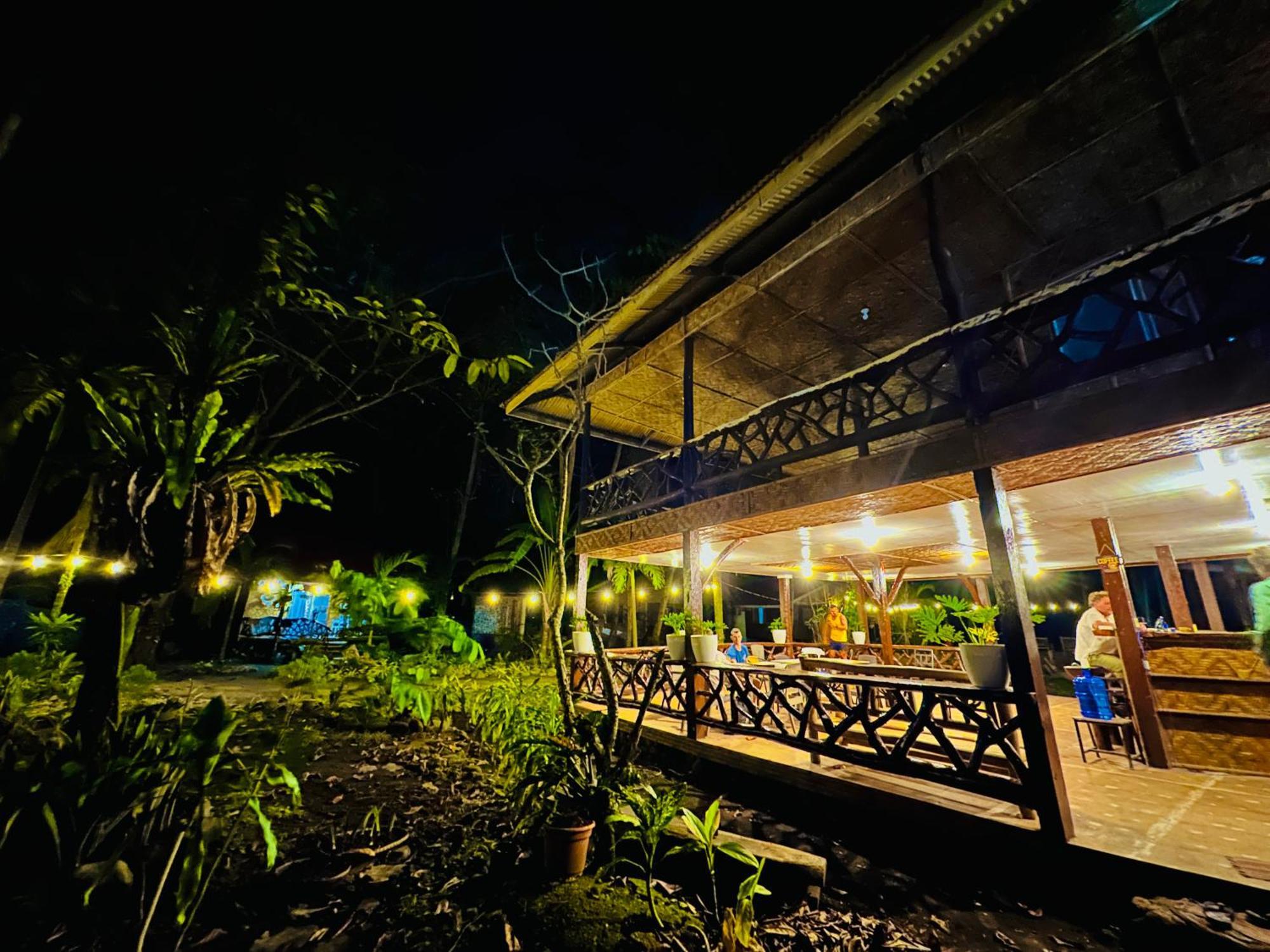 Playa Del Fuego Camiguin Beach Hostel & Resort Mambajao Bagian luar foto