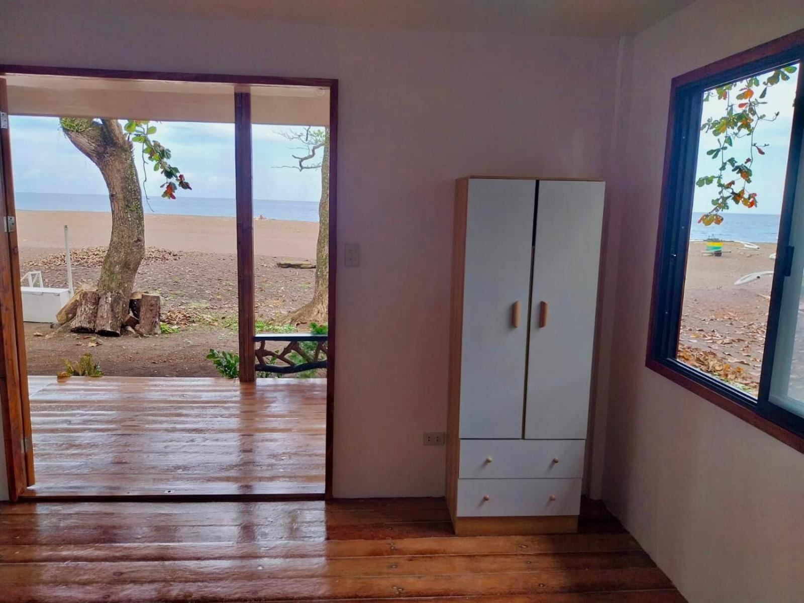 Playa Del Fuego Camiguin Beach Hostel & Resort Mambajao Bagian luar foto