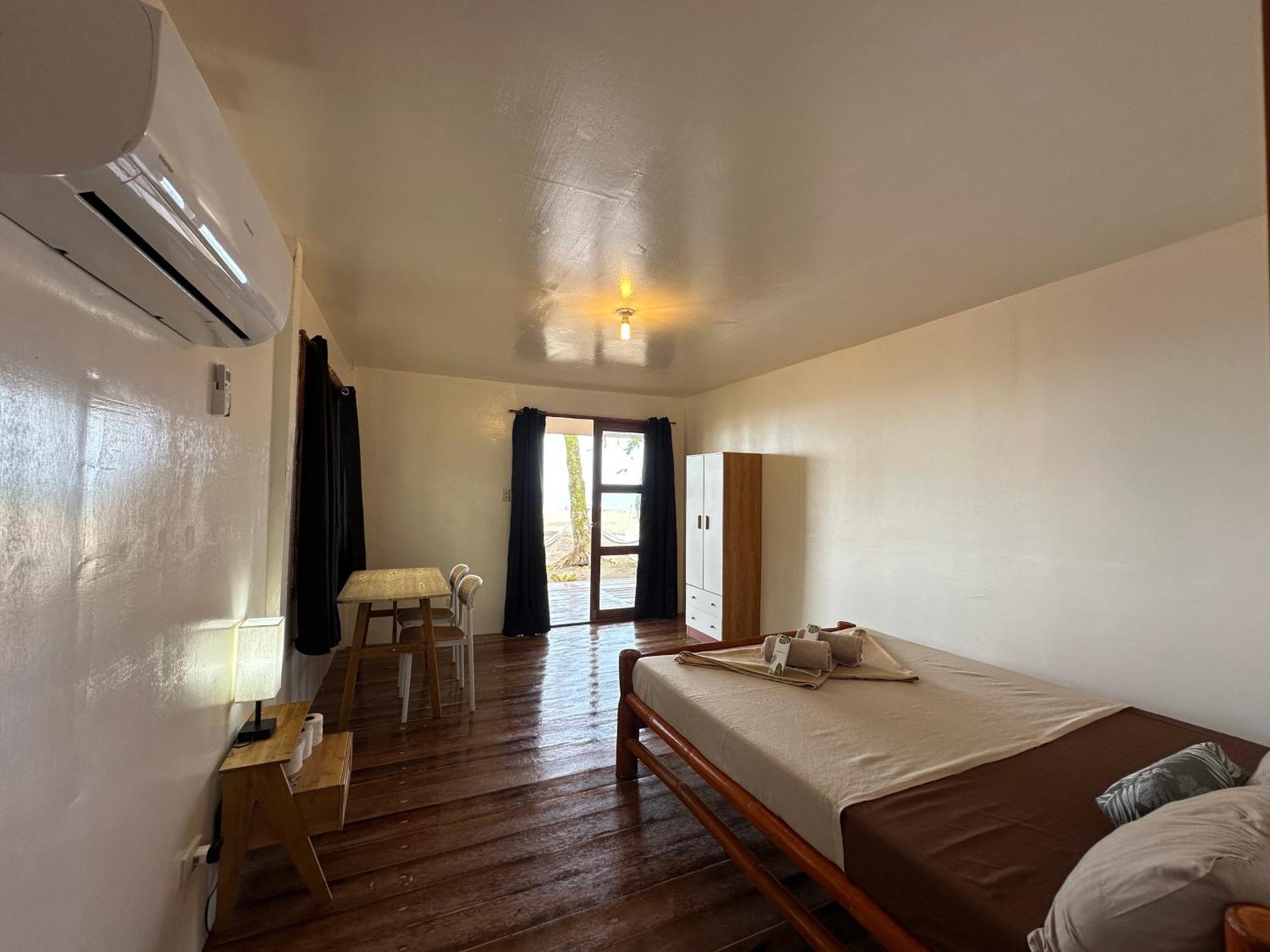 Playa Del Fuego Camiguin Beach Hostel & Resort Mambajao Bagian luar foto